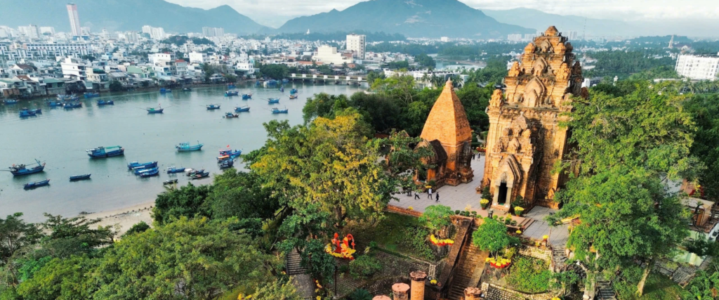 Tháp bà Ponagar, Nha Trang