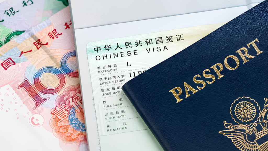 Chuẩn bị hồ sơ đầy đủ, chính xác ngay từ đầu là cách hạn chế chậm trễ trong quá trình làm visa.