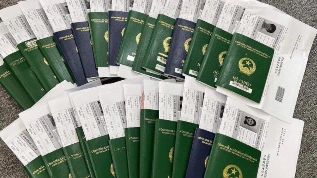 Chuẩn bị hồ sơ làm visa du lịch trước chuyến đi nước ngoài