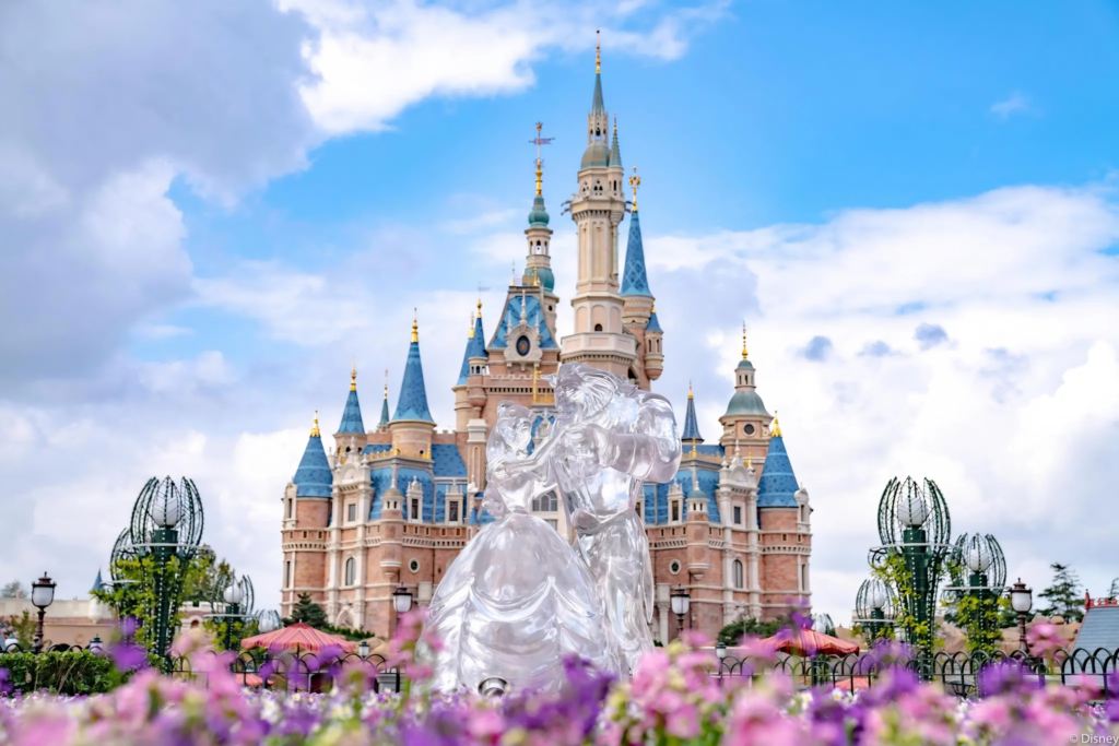 Disneyland Thượng Hải đầy sắc màu