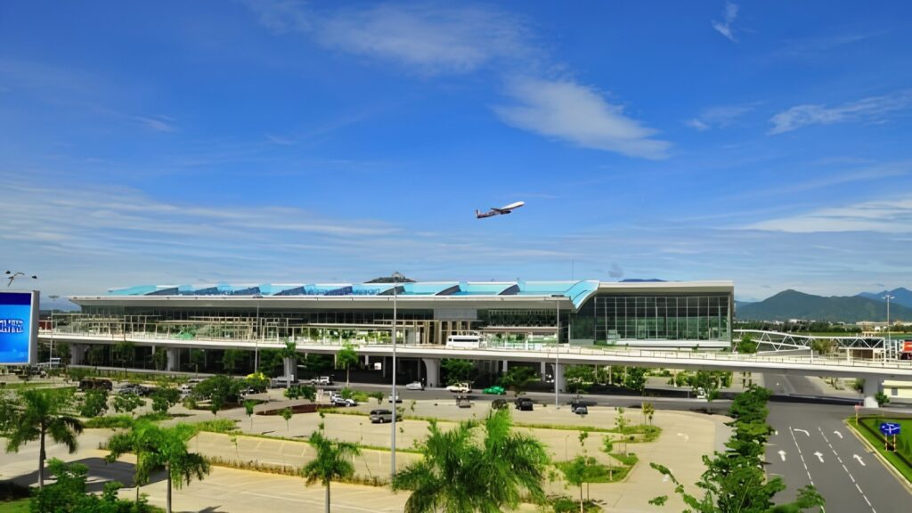 Sân bay quốc tế Đà Nẵng, điểm khởi hành trên tuyến Đà Nẵng – Hà Nội