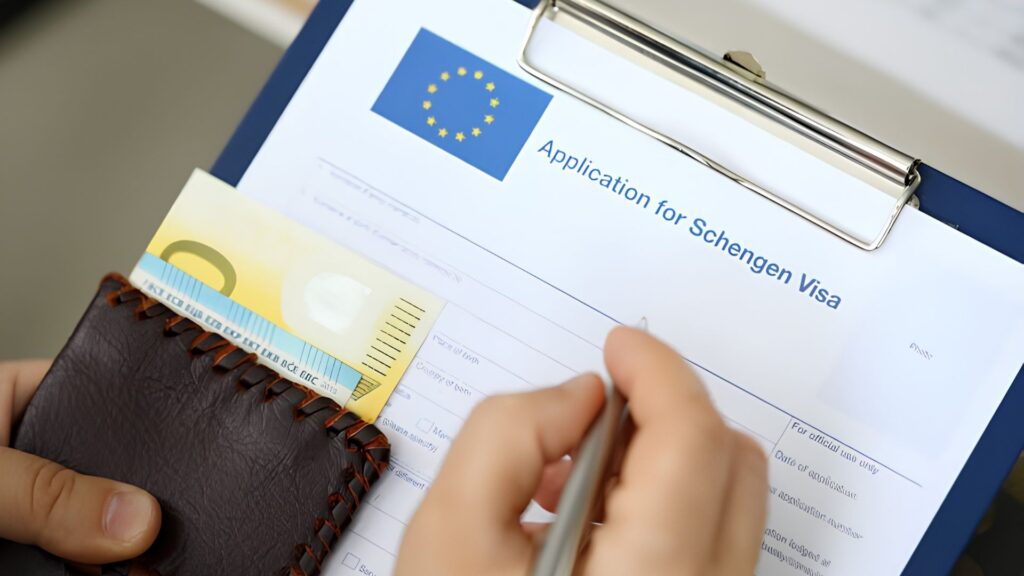 Visa Schengen loại C thường được sử dụng cho các chuyến du lịch, công tác và thăm thân trong thời gian ngắn.